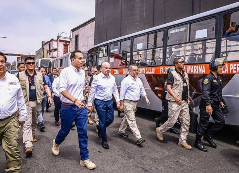 Ante incapacidad de José Jeri para controlar la inseguridad, transportistas elevan presión y amenazan con un nuevo paro
